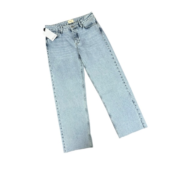 Mikuta Cropped Straight Ankle Jean Raw Hem Button Light Wash Women's Size 30 NWT - Picture 9 of 10